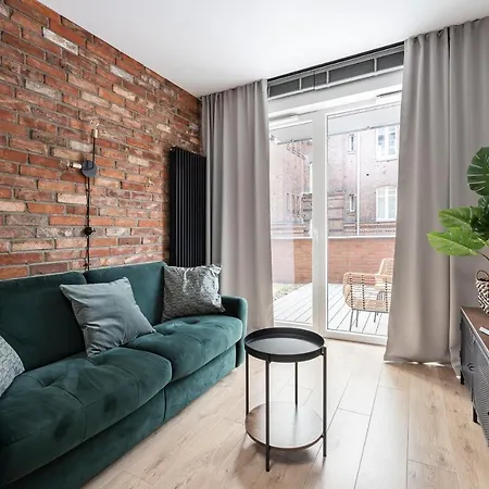 Povi - Bastion, Walowa 23a, 8 * Danzig